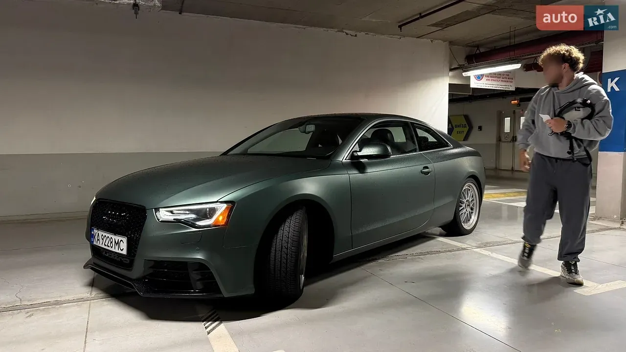 Audi A5 2012 photo 2