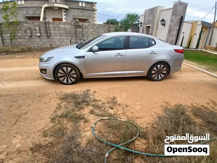 Kia K5 2013 photo 2