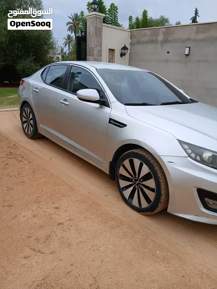 Kia K5 2013 photo 4