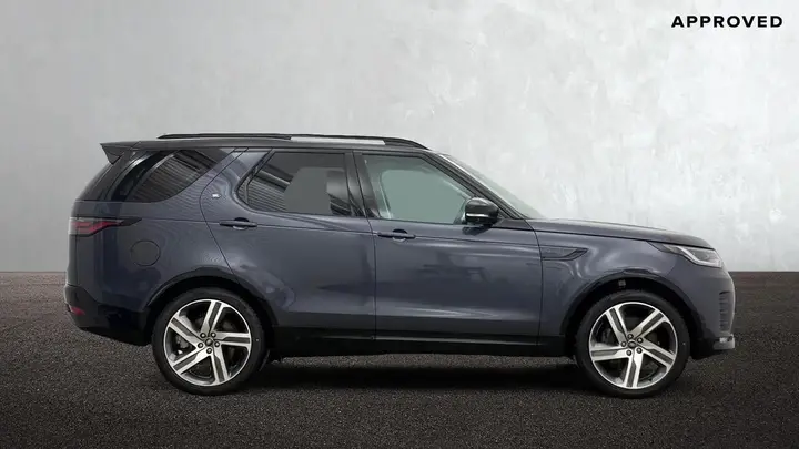 Land Rover Discovery 2025 photo 5