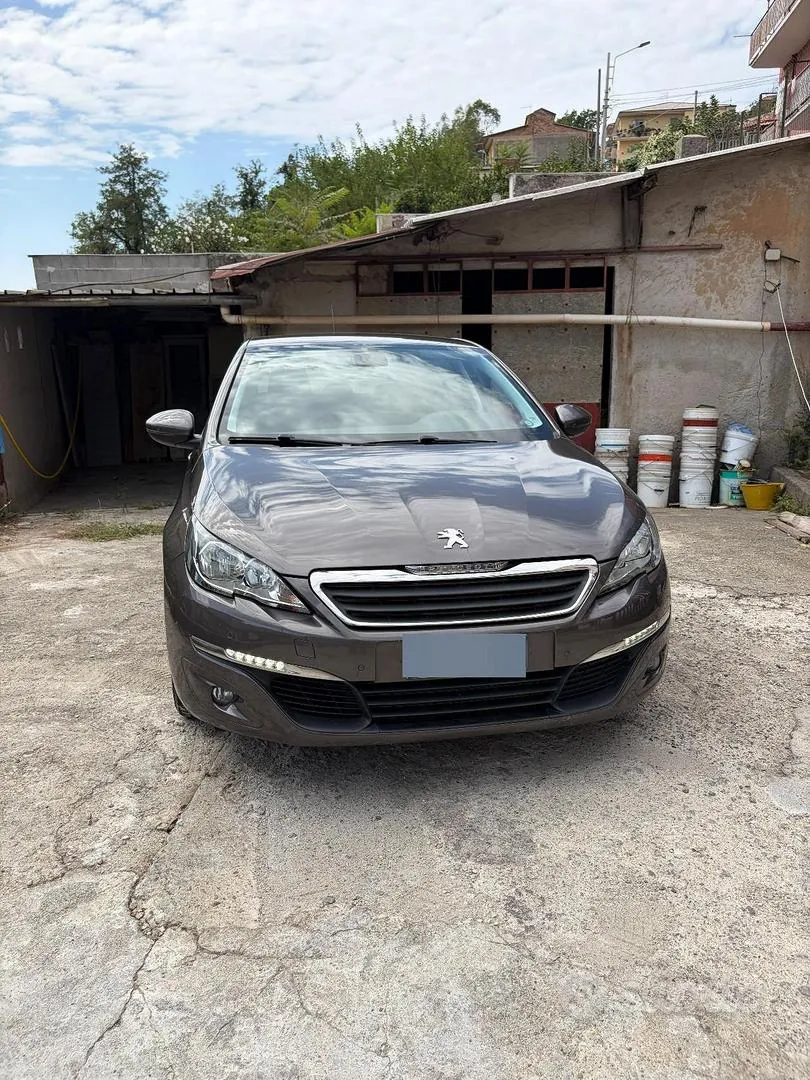 Peugeot 308 2015 photo 2
