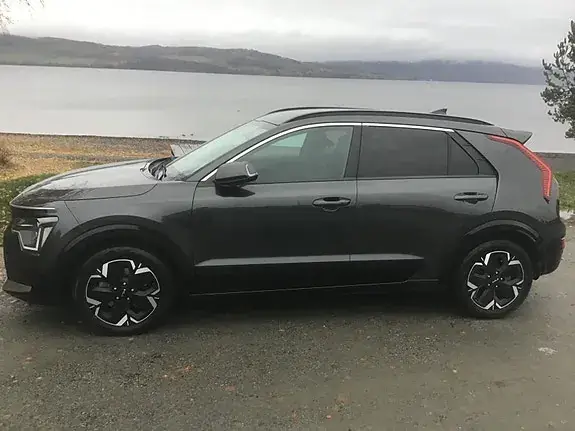 Kia Niro 2023 photo 2