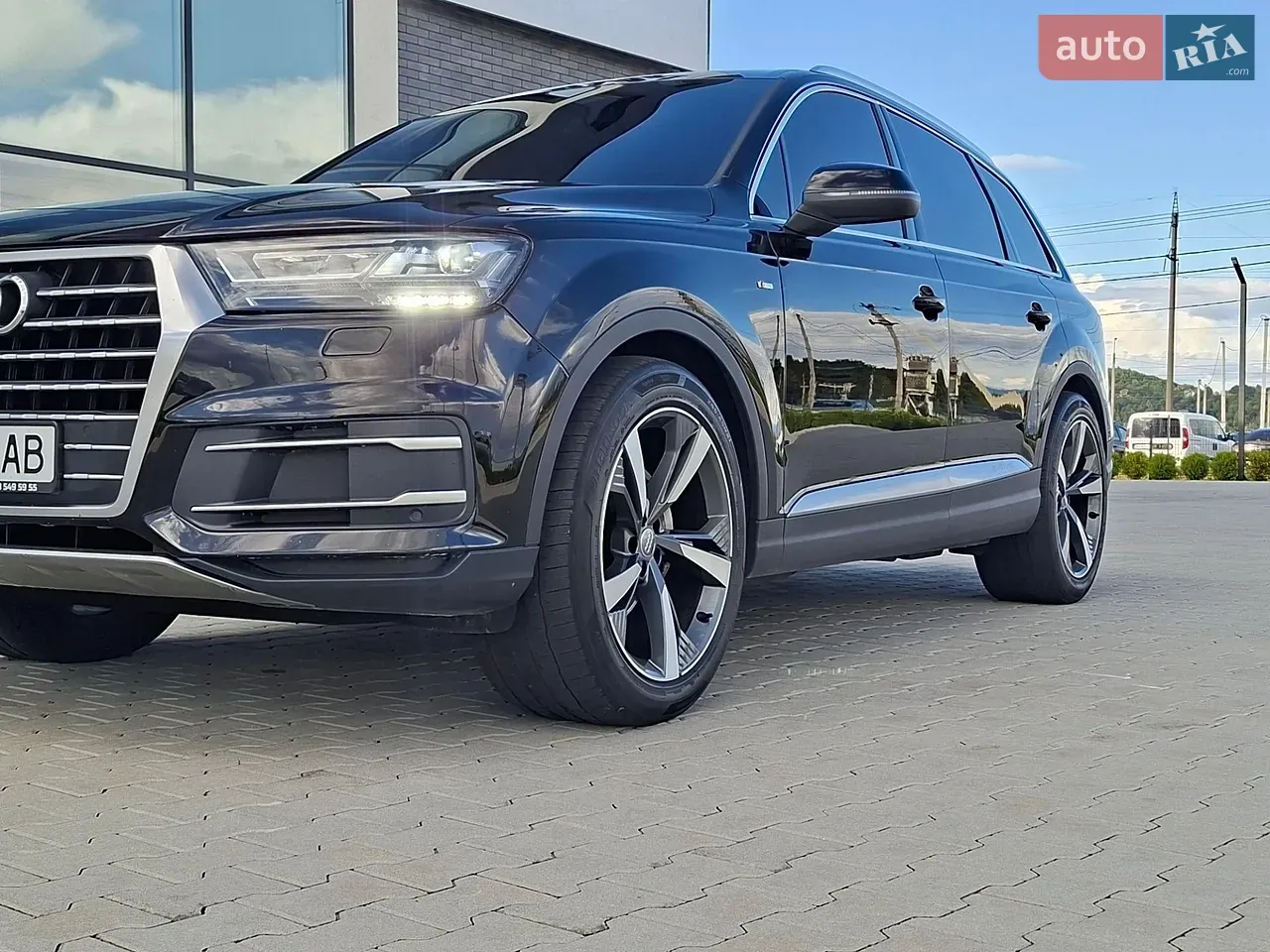 Audi Q7 2015 photo 4