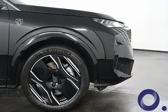 Peugeot E-5008 2026 photo 2