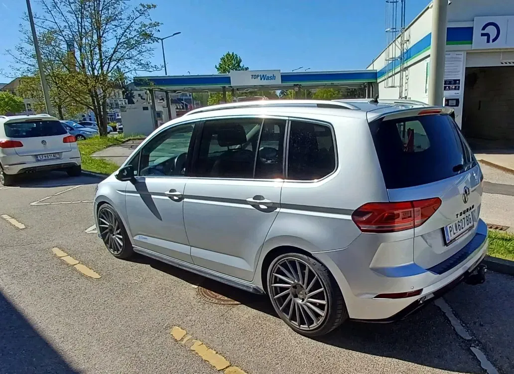 Volkswagen Touran 2016 photo 3