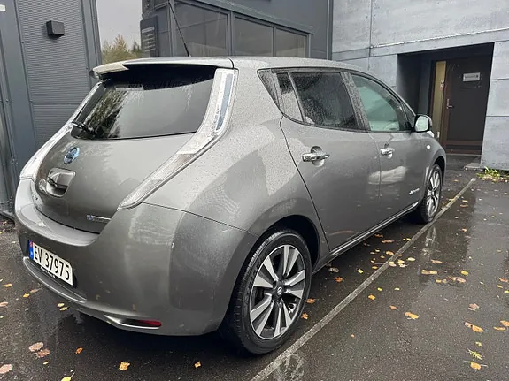 Nissan Leaf 2017 photo 5