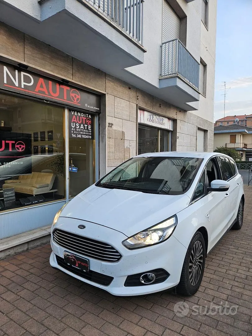 Ford S-Max