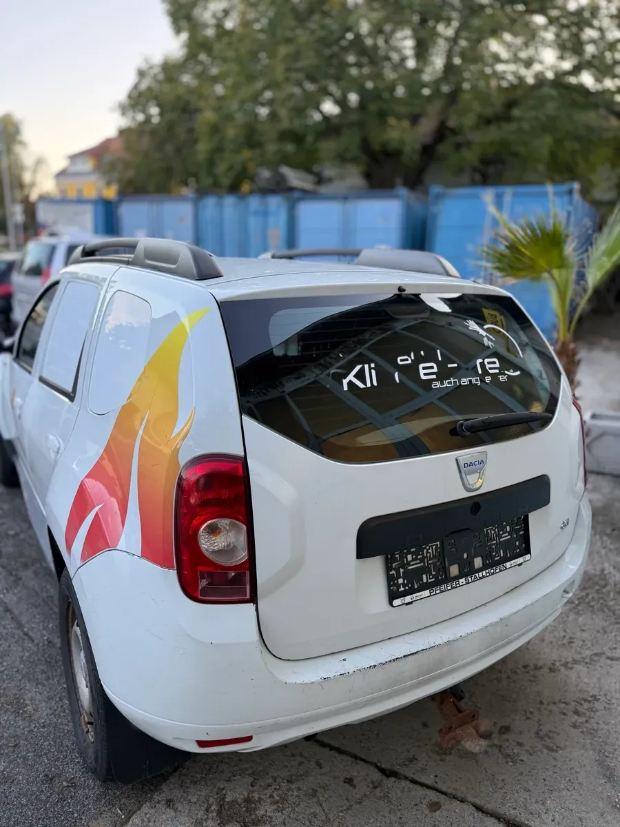 Dacia Duster 2011 photo 3