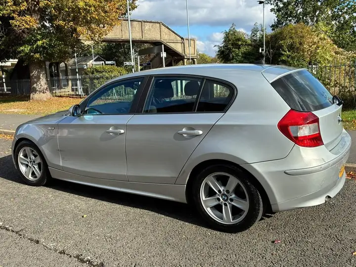 BMW 1 Series 2006 photo 3