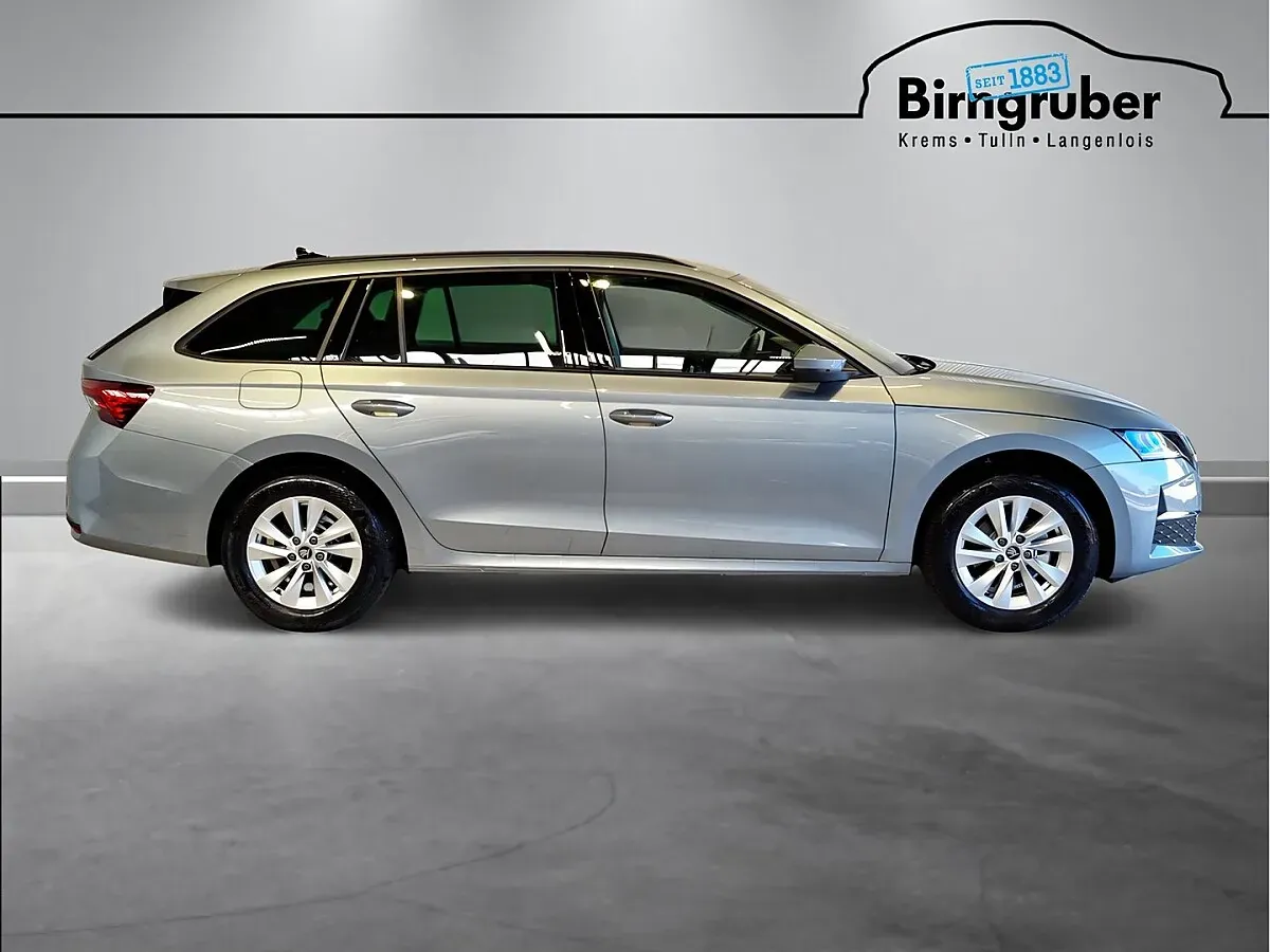 Skoda Octavia 2026 photo 3