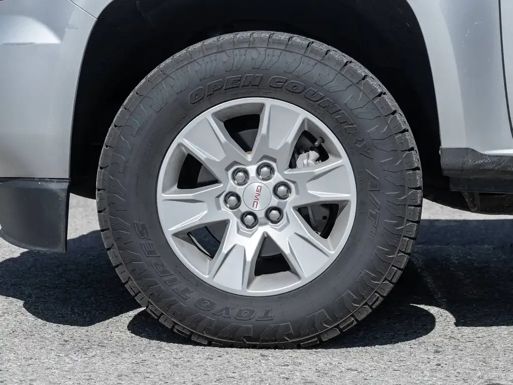 GMC Canyon 2018 photo 4