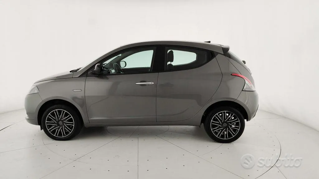 Lancia Ypsilon 2024 photo 4