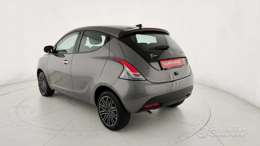Lancia Ypsilon 2024 photo 5