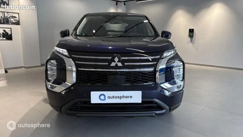 Mitsubishi Outlander 2025 photo 2