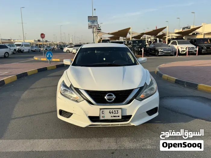 Nissan Altima 2017 photo 2