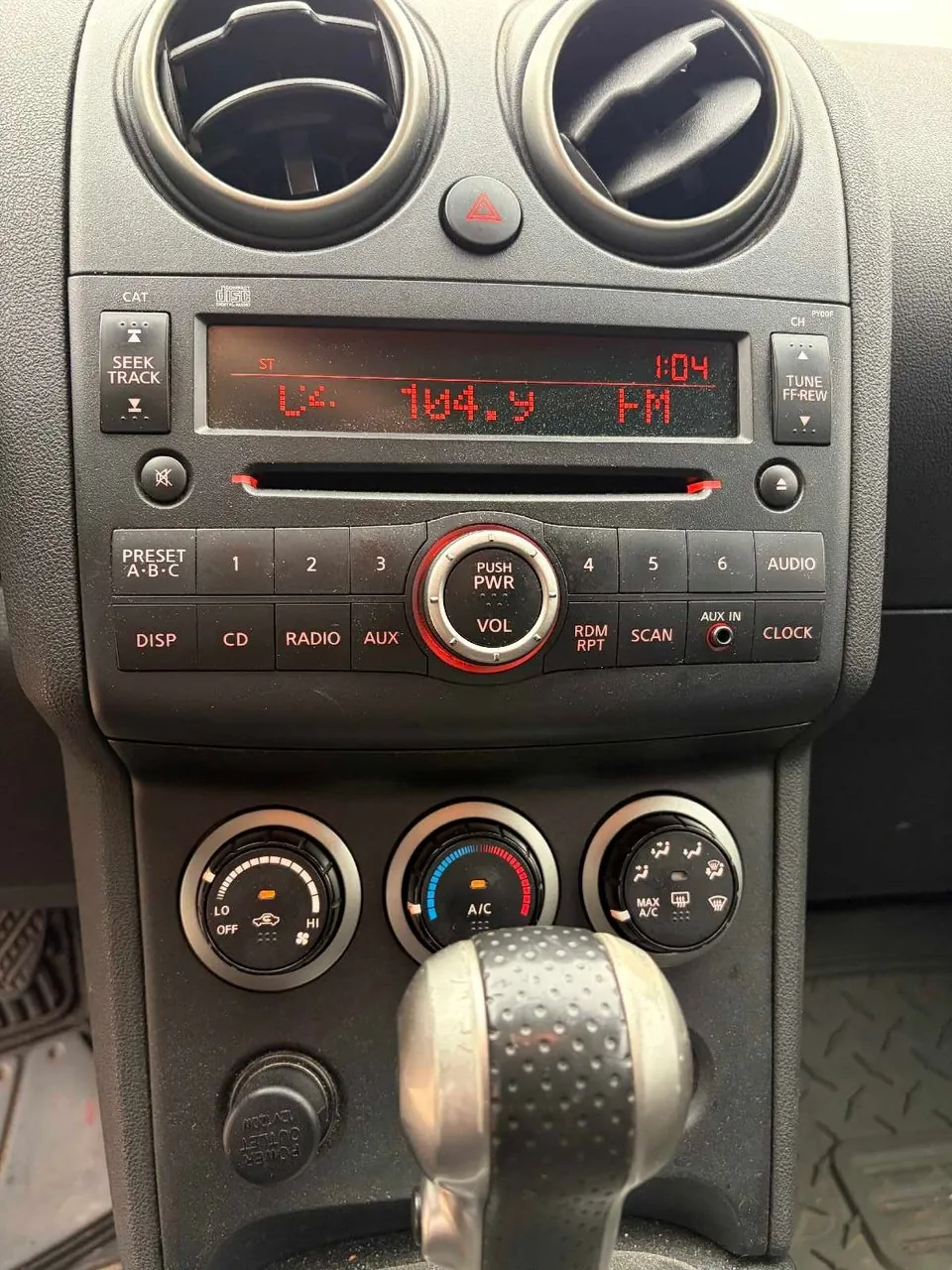 Nissan Rogue 2011 photo 5