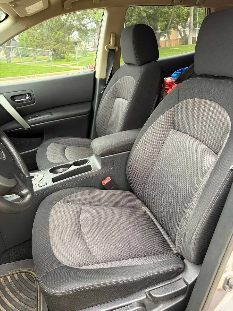 Nissan Rogue 2011 photo 3