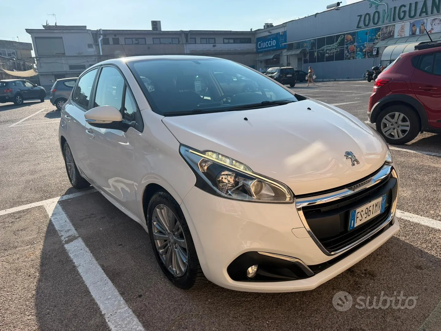 Peugeot 208 2018 photo 2