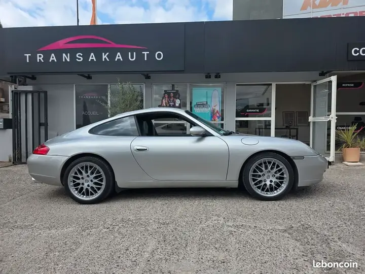 Porsche 911 1999 photo 2