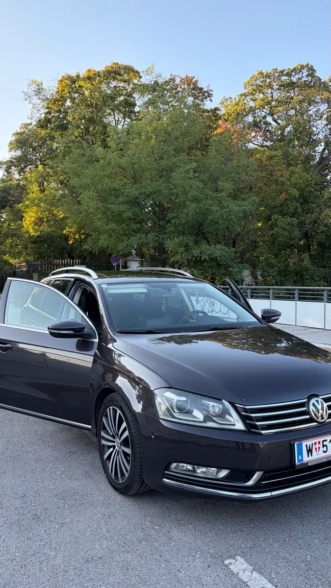 Volkswagen Passat 2011 photo 3