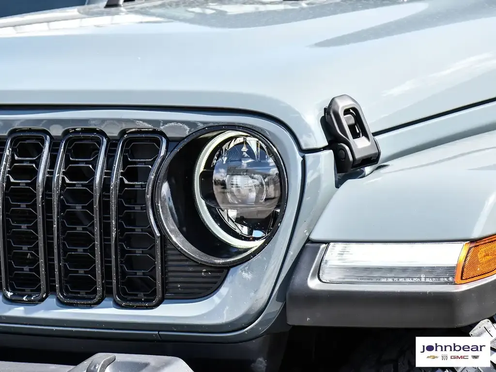 Jeep Wrangler 2024 photo 3