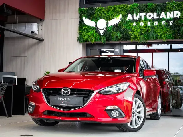 Mazda 3 2015 photo 3