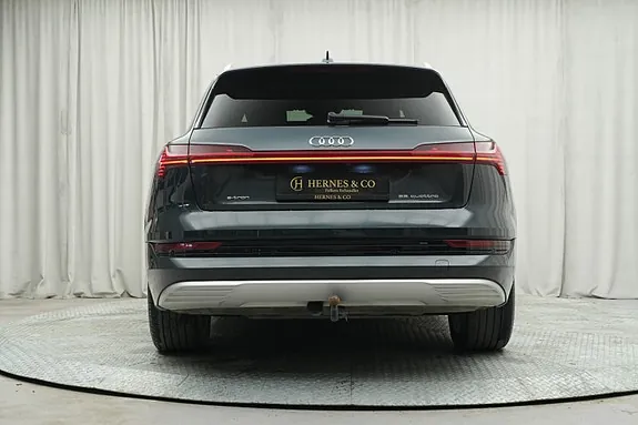Audi E-Tron 2022 photo 4