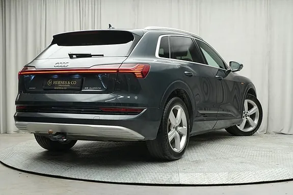 Audi E-Tron 2022 photo 5