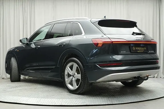 Audi E-Tron 2022 photo 3