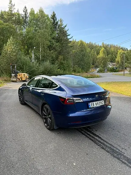 Tesla Model 3 2020 photo 5