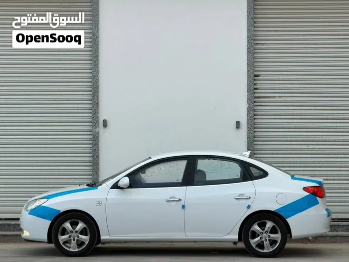 Hyundai Avante 2008 photo 4