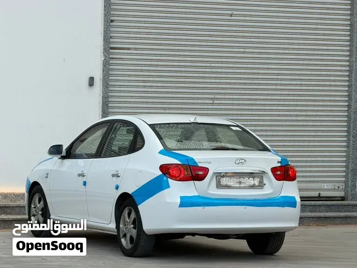 Hyundai Avante 2008 photo 2