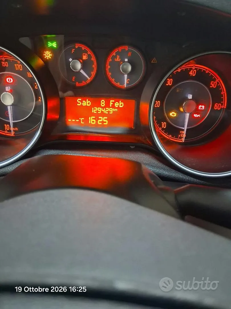 Fiat Grande Punto 2015 photo 4