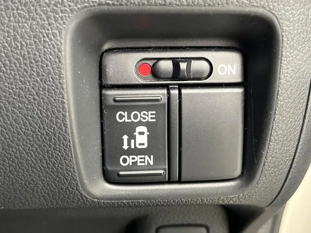 Honda N-Box 2015 photo 5