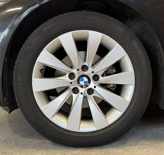 BMW 318D 2014 photo 4