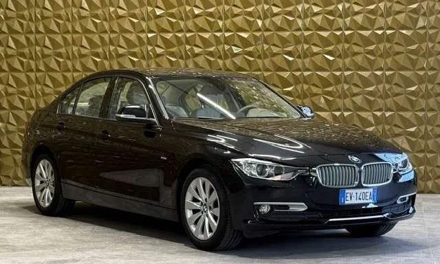 BMW 318D 2014 photo 2