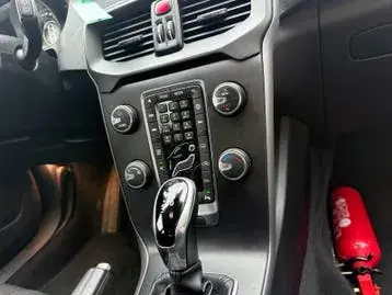 Volvo V40 2018 photo 3