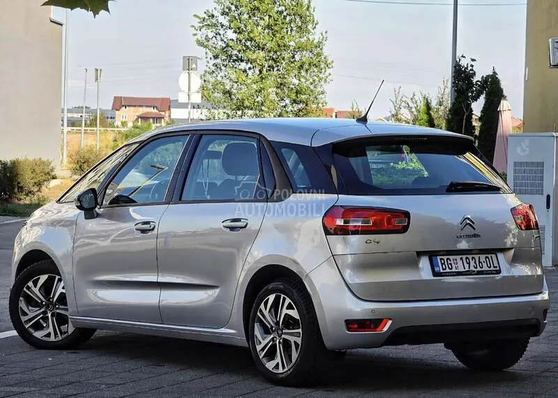 Citroen C4 Picasso 2015 photo 3
