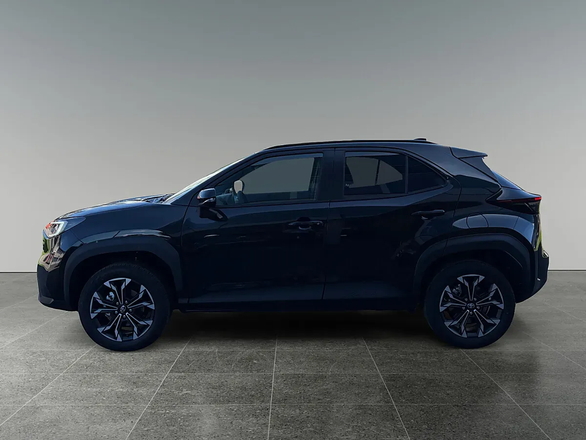 Toyota Yaris Cross photo 2