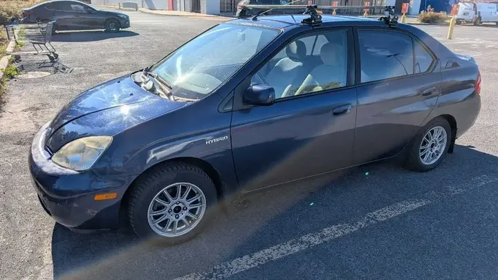 Toyota Prius 2003 photo 2
