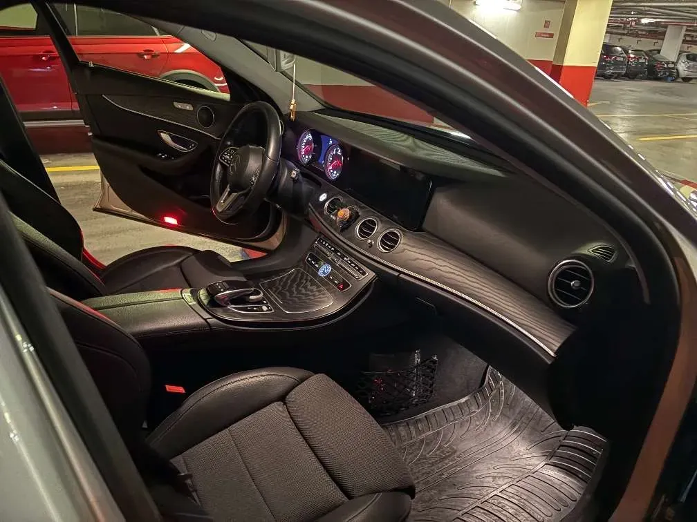 Mercedes-Benz E-Class 2019 photo 2