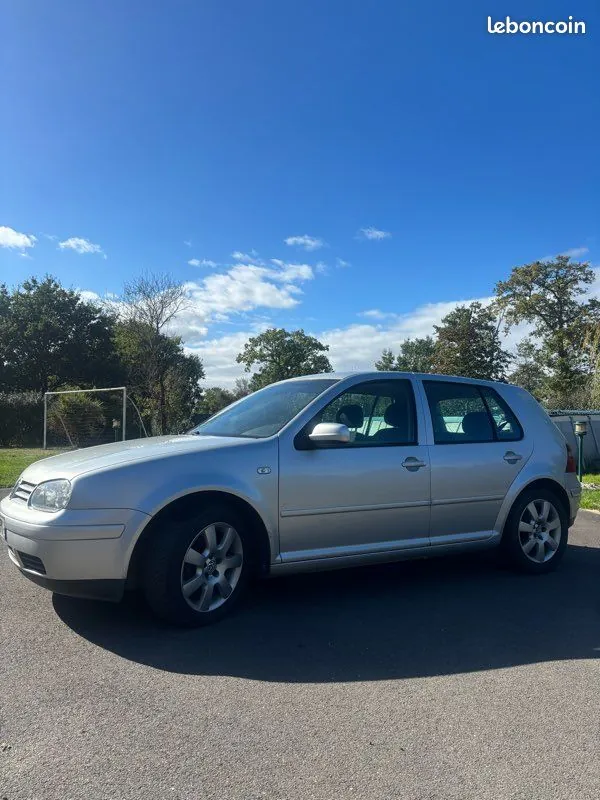 Volkswagen Golf 2003 photo 2