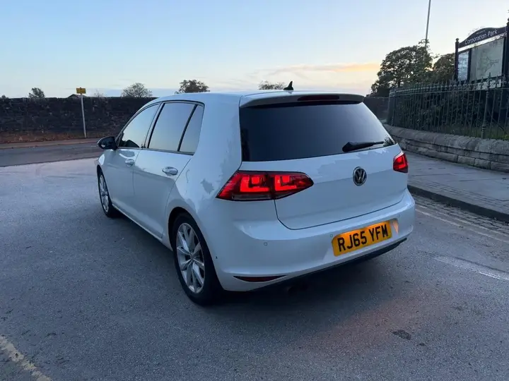 Volkswagen Golf 2015 photo 3