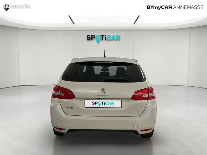 Peugeot 308 2019 photo 4