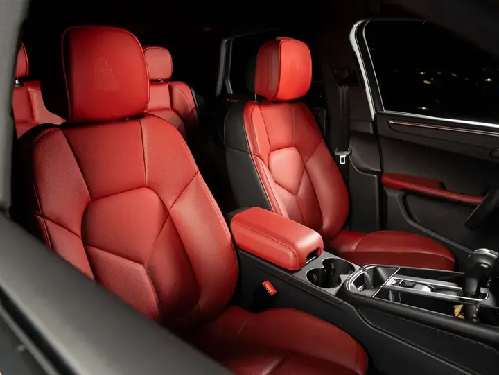 Porsche Macan 2025 photo 4