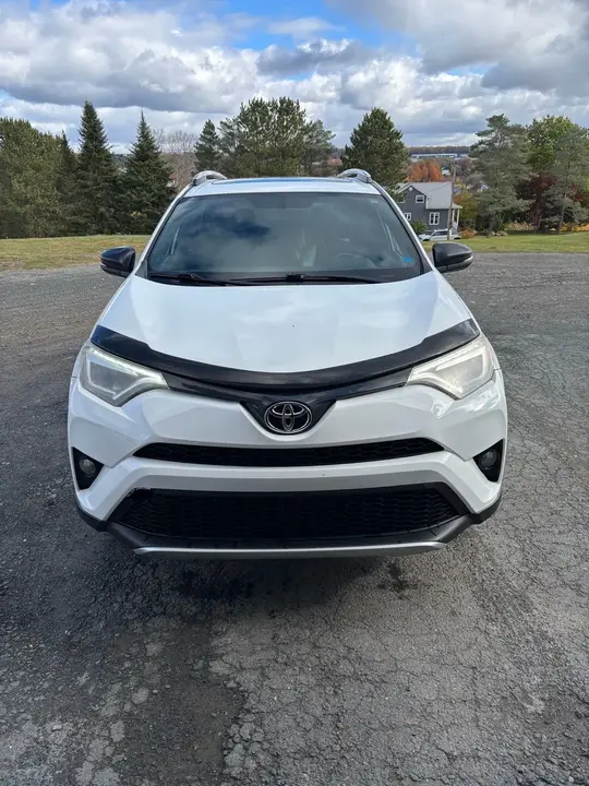 Toyota Rav4 2016 photo 2