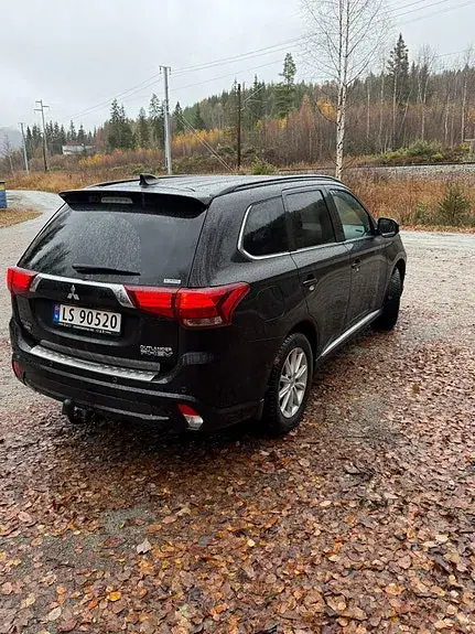 Mitsubishi Outlander 2018 photo 5