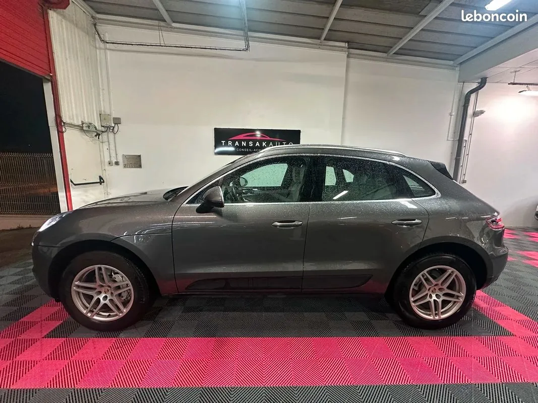 Porsche Macan 2015 photo 2