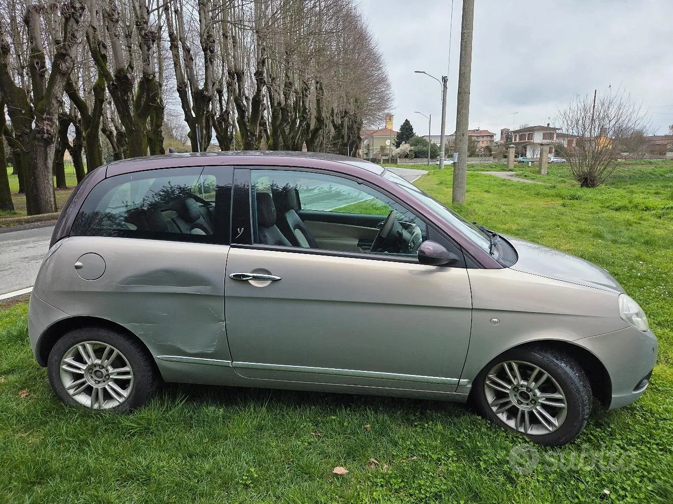 Lancia Ypsilon