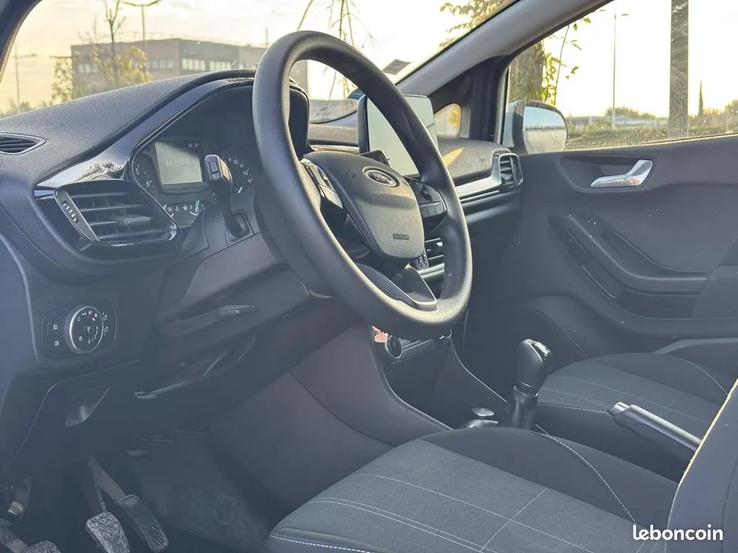 Ford Fiesta 2019 photo 3